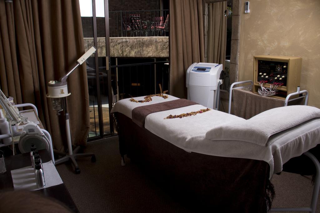 Fa'Trez Guest House & Spa Претория Екстериор снимка