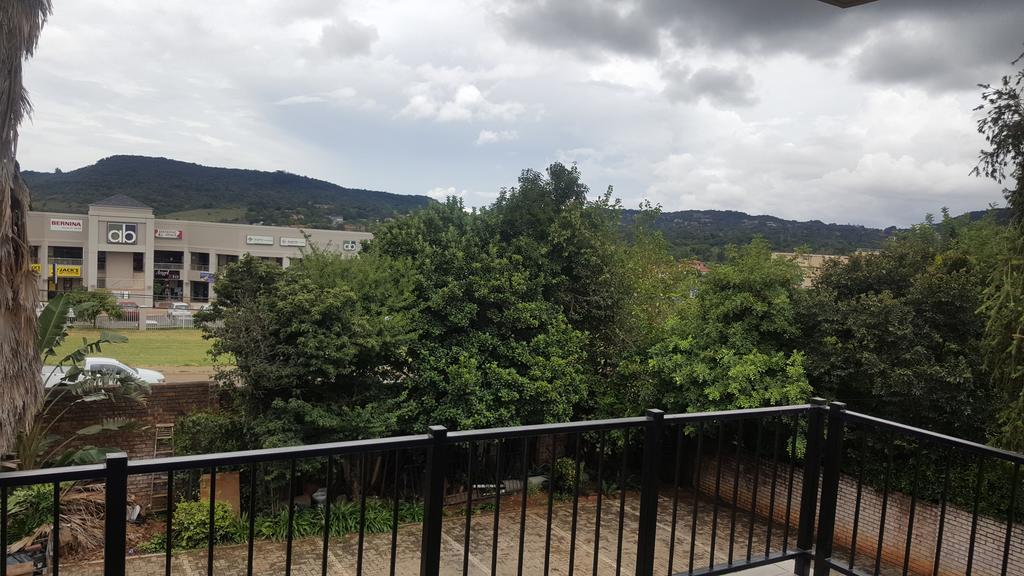 Fa'Trez Guest House & Spa Претория Екстериор снимка