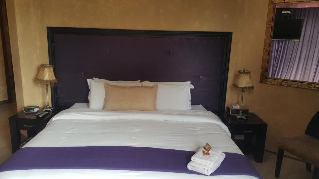Fa'Trez Guest House & Spa Претория Екстериор снимка