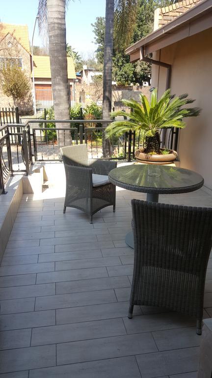 Fa'Trez Guest House & Spa Претория Екстериор снимка