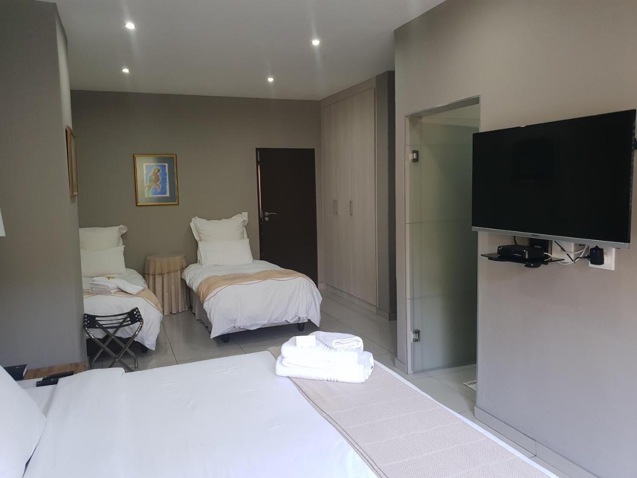 Fa'Trez Guest House & Spa Претория Екстериор снимка