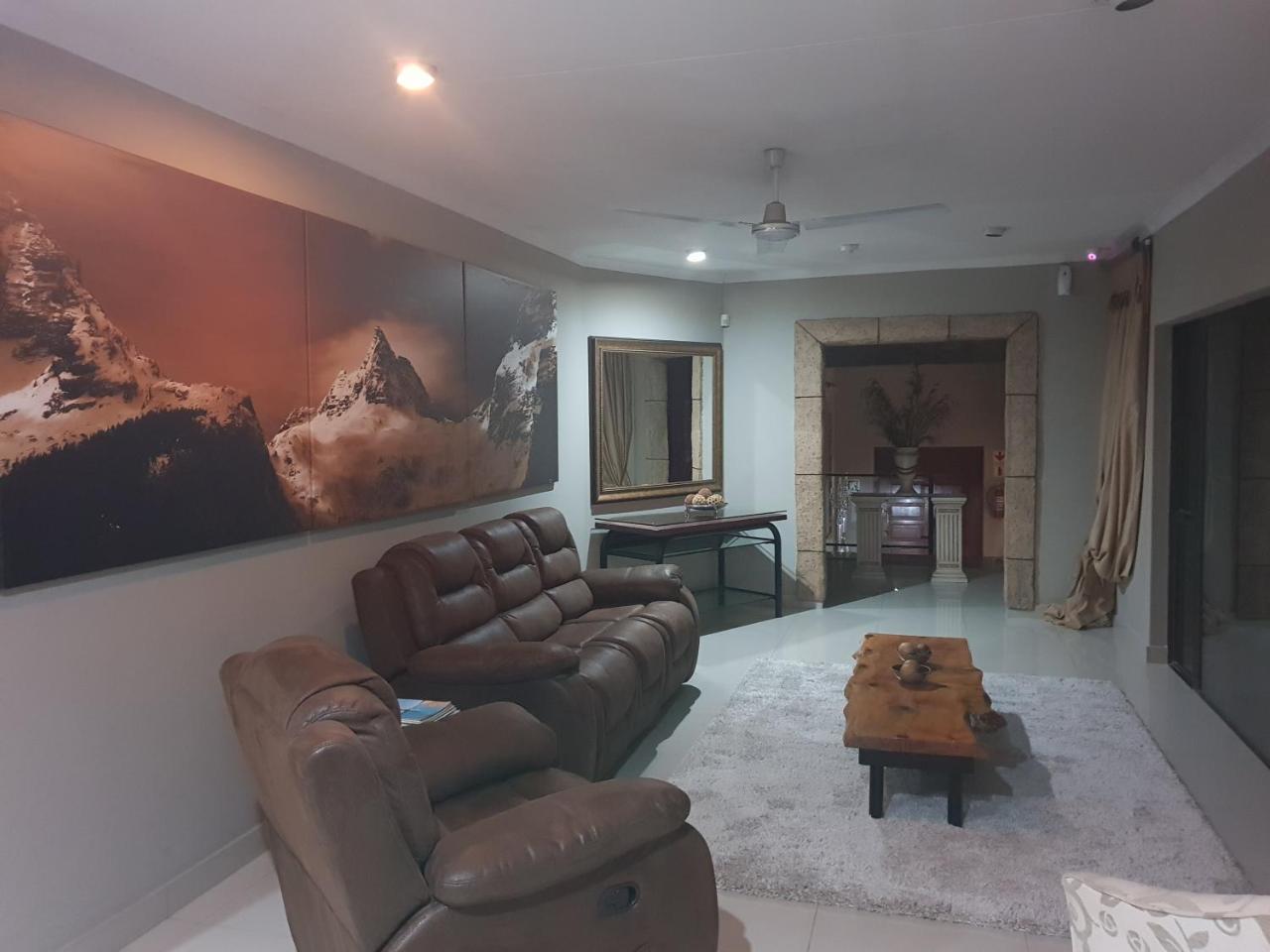 Fa'Trez Guest House & Spa Претория Екстериор снимка