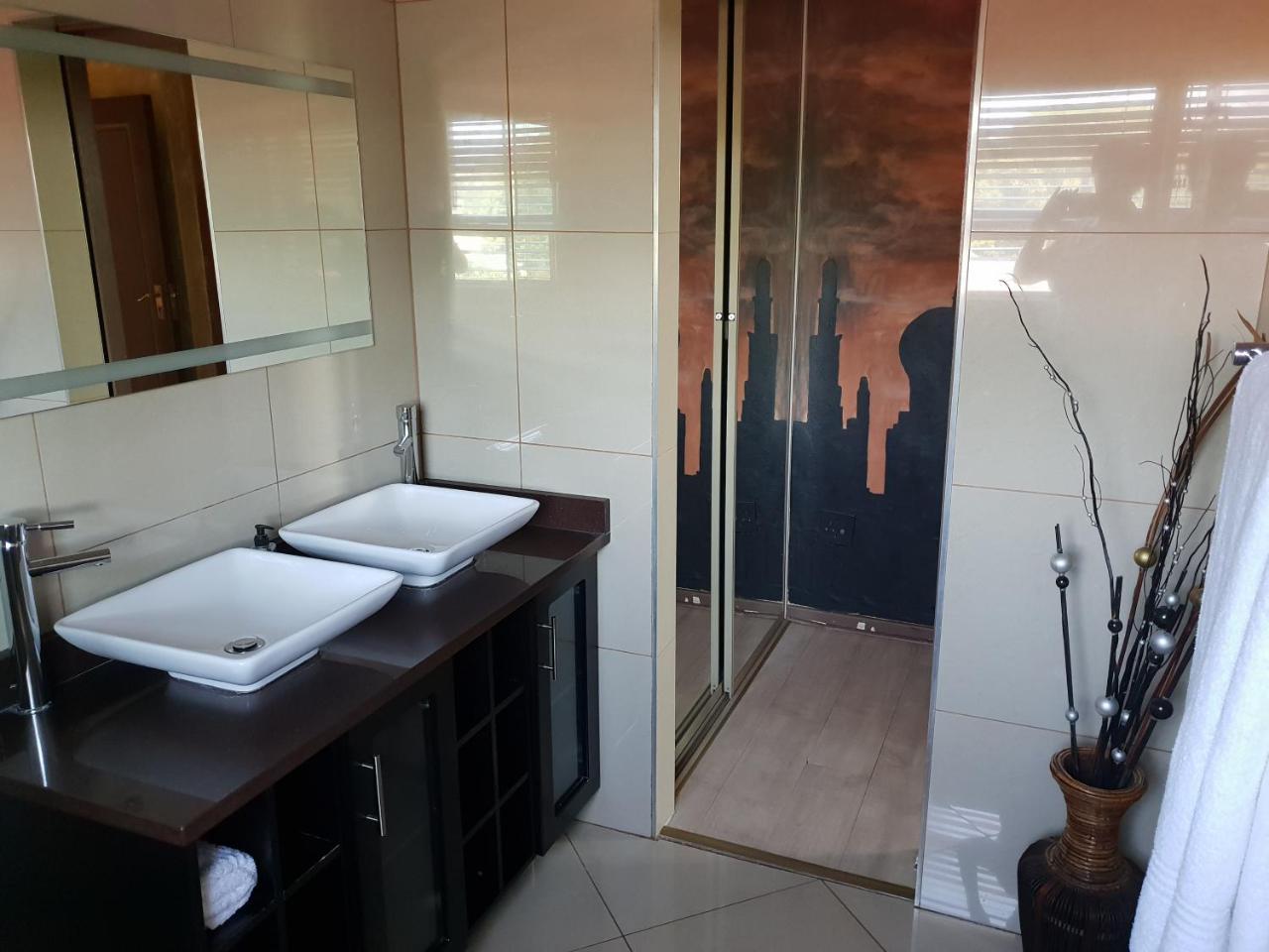 Fa'Trez Guest House & Spa Претория Екстериор снимка